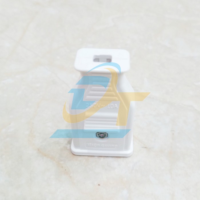 Ph&iacute;ch cắm c&aacute;i Điện Quang ĐQ EPF W.2PN ĐQ EPF W.2PN DienQuang | Gi&aacute; rẻ nhất - C&ocirc;ng Ty TNHH Thương Mại Dịch Vụ Đạt T&acirc;m