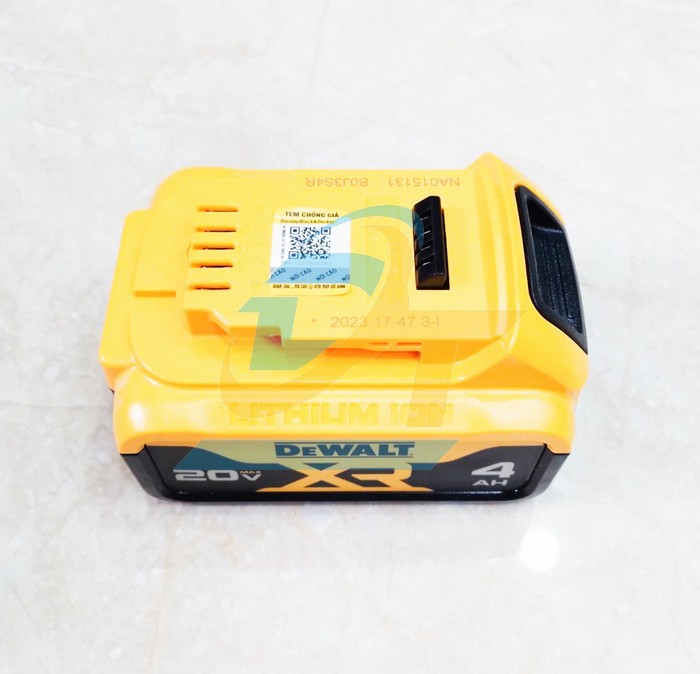 Pin 18V 4.0Ah XR Li-ion Dewalt DCB182-B1 DCB182-B1 DEWALT | Gi&aacute; rẻ nhất - C&ocirc;ng Ty TNHH Thương Mại Dịch Vụ Đạt T&acirc;m