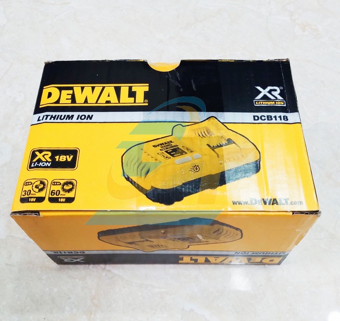 Sạc đa năng 10.8V-18V Dewalt DCB118-KR  DEWALT | Gi&aacute; rẻ nhất - C&ocirc;ng Ty TNHH Thương Mại Dịch Vụ Đạt T&acirc;m
