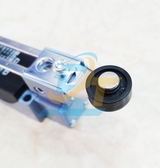 C&ocirc;ng tắc h&agrave;nh tr&igrave;nh CNTD TZ-8108 TZ-8108 CNTD | Gi&aacute; rẻ nhất - C&ocirc;ng Ty TNHH Thương Mại Dịch Vụ Đạt T&acirc;m