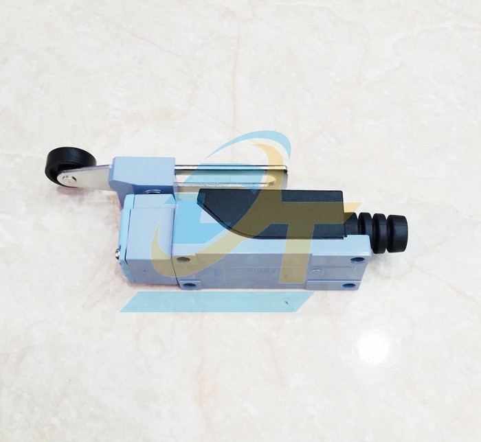 C&ocirc;ng tắc h&agrave;nh tr&igrave;nh CNTD TZ-8108 TZ-8108 CNTD | Gi&aacute; rẻ nhất - C&ocirc;ng Ty TNHH Thương Mại Dịch Vụ Đạt T&acirc;m