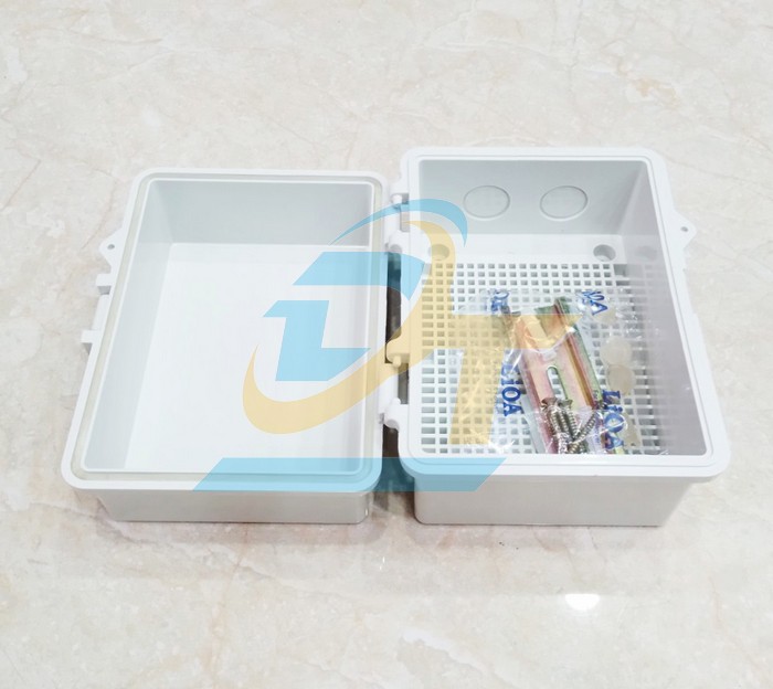Hộp nhựa kỹ thuật 88x134mm LiOA JL-00B  LiOA | Gi&aacute; rẻ nhất - C&ocirc;ng Ty TNHH Thương Mại Dịch Vụ Đạt T&acirc;m