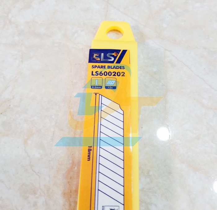 Lưỡi dao rọc giấy th&eacute;p SK5 0.5x18x100mm LS+ LS600202  LS+ | Gi&aacute; rẻ nhất - C&ocirc;ng Ty TNHH Thương Mại Dịch Vụ Đạt T&acirc;m