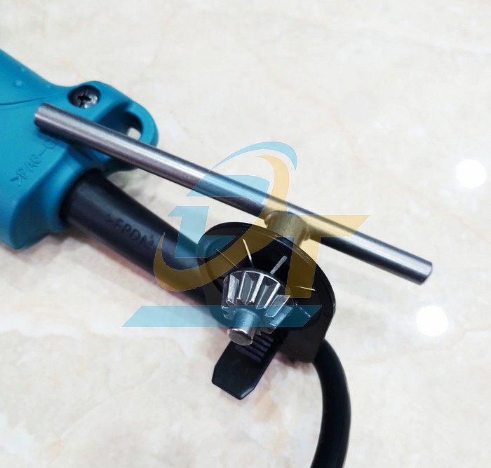 M&aacute;y khoan b&uacute;a 16mm 710W Makita HP1630 HP1630 Makita | Gi&aacute; rẻ nhất - C&ocirc;ng Ty TNHH Thương Mại Dịch Vụ Đạt T&acirc;m
