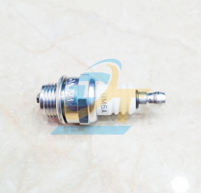 Bugi m&aacute;y cắt cỏ 2 th&igrave; NGK BM6A 93442  NGK | Gi&aacute; rẻ nhất - C&ocirc;ng Ty TNHH Thương Mại Dịch Vụ Đạt T&acirc;m