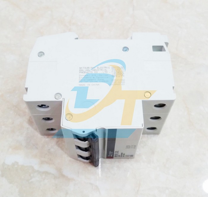 Cầu dao tự động MCB Mitsubishi BH-D6 (Type C N) 3P 25A 6kA  MITSUBISHI | Gi&aacute; rẻ nhất - C&ocirc;ng Ty TNHH Thương Mại Dịch Vụ Đạt T&acirc;m