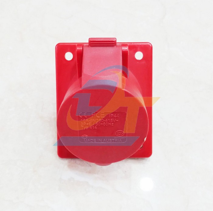 Ổ cắm c&ocirc;ng nghiệp gắn &acirc;m dạng nghi&ecirc;ng 4P 16A 400V IP44 PCE F414-6  PCE | Gi&aacute; rẻ nhất - C&ocirc;ng Ty TNHH Thương Mại Dịch Vụ Đạt T&acirc;m
