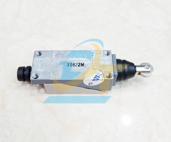 C&ocirc;ng tắc h&agrave;nh tr&igrave;nh Omron D4V-8112Z  Omron | Gi&aacute; rẻ nhất - C&ocirc;ng Ty TNHH Thương Mại Dịch Vụ Đạt T&acirc;m