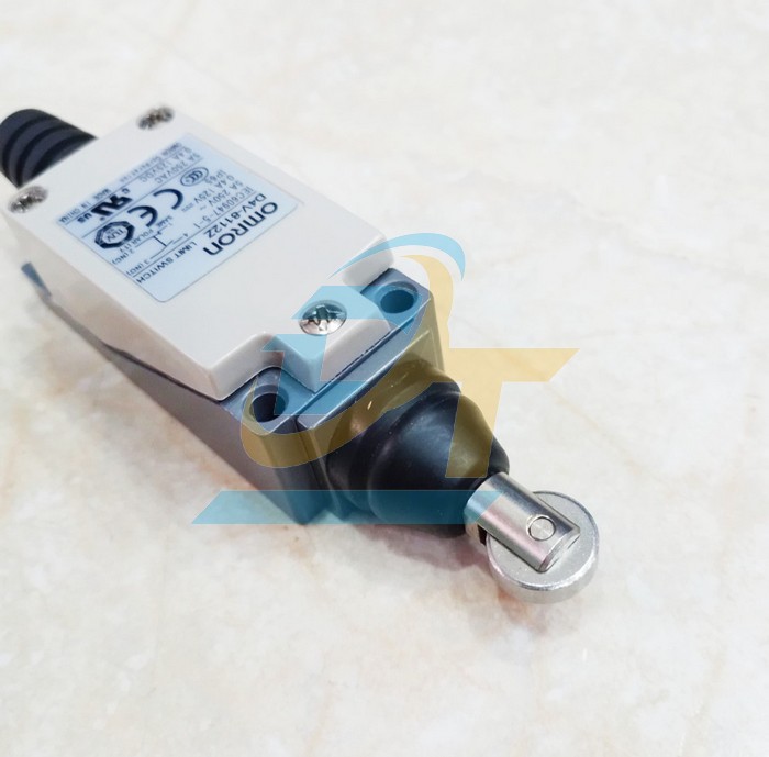 C&ocirc;ng tắc h&agrave;nh tr&igrave;nh Omron D4V-8112Z  Omron | Gi&aacute; rẻ nhất - C&ocirc;ng Ty TNHH Thương Mại Dịch Vụ Đạt T&acirc;m