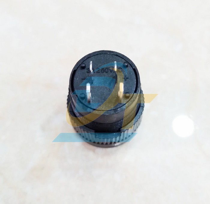 N&uacute;t nhấn giữ c&oacute; đ&egrave;n 16mm 3A 250V 4 ch&acirc;n R16-503AD  China | Gi&aacute; rẻ nhất - C&ocirc;ng Ty TNHH Thương Mại Dịch Vụ Đạt T&acirc;m