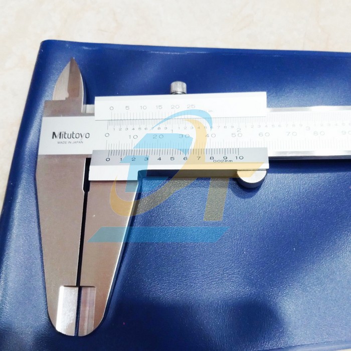 Thước cặp cơ kh&iacute; 0-300mm Mitutoyo 530-119 530-119 Mitutoyo | Gi&aacute; rẻ nhất - C&ocirc;ng Ty TNHH Thương Mại Dịch Vụ Đạt T&acirc;m