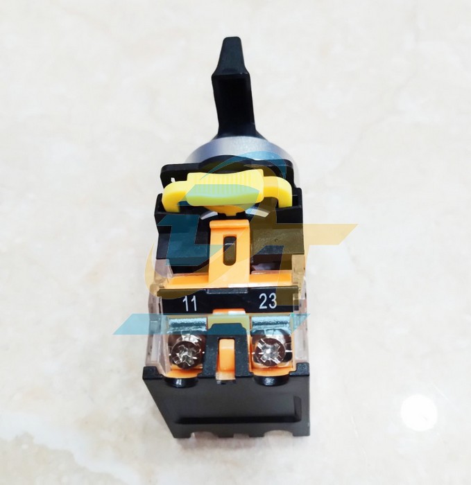 C&ocirc;ng tắc xoay 3 vị tr&iacute; 22mm cần d&agrave;i NP-115-B2-20CXS  China | Gi&aacute; rẻ nhất - C&ocirc;ng Ty TNHH Thương Mại Dịch Vụ Đạt T&acirc;m