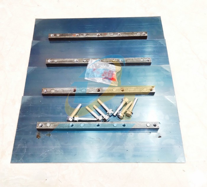Lưỡi xoa nền b&ecirc; t&ocirc;ng 355x150mm (Bộ 4 lưỡi)  China | Gi&aacute; rẻ nhất - C&ocirc;ng Ty TNHH Thương Mại Dịch Vụ Đạt T&acirc;m
