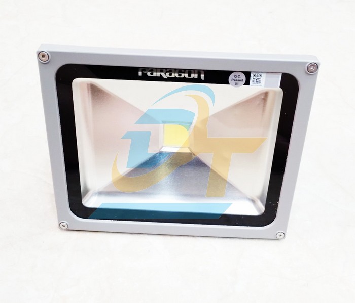 Đ&egrave;n Led pha 30W 6500K Paragon POLH3065  Paragon | Gi&aacute; rẻ nhất - C&ocirc;ng Ty TNHH Thương Mại Dịch Vụ Đạt T&acirc;m