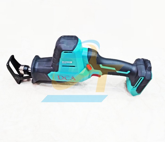 M&aacute;y cưa kiếm d&ugrave;ng pin 20V DCA ADJF22DM (K&egrave;m 1 pin 4Ah + 1 Sạc)  DCA | Gi&aacute; rẻ nhất - C&ocirc;ng Ty TNHH Thương Mại Dịch Vụ Đạt T&acirc;m