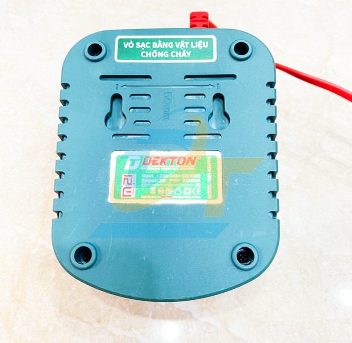 Sạc pin 21V 2.5A Dekton M21-S25FPA  DEKTON | Gi&aacute; rẻ nhất - C&ocirc;ng Ty TNHH Thương Mại Dịch Vụ Đạt T&acirc;m
