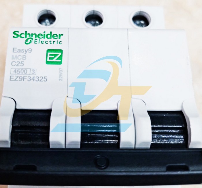 Cầu dao tự động MCB Easy9 3P 25A 4.5kA Schneider EZ9F34325  SCHNEIDER | Gi&aacute; rẻ nhất - C&ocirc;ng Ty TNHH Thương Mại Dịch Vụ Đạt T&acirc;m