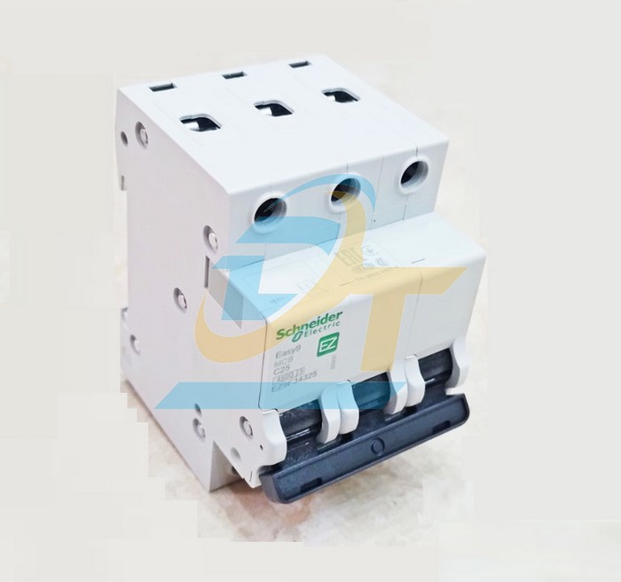 Cầu dao tự động MCB Easy9 3P 25A 4.5kA Schneider EZ9F34325  SCHNEIDER | Gi&aacute; rẻ nhất - C&ocirc;ng Ty TNHH Thương Mại Dịch Vụ Đạt T&acirc;m