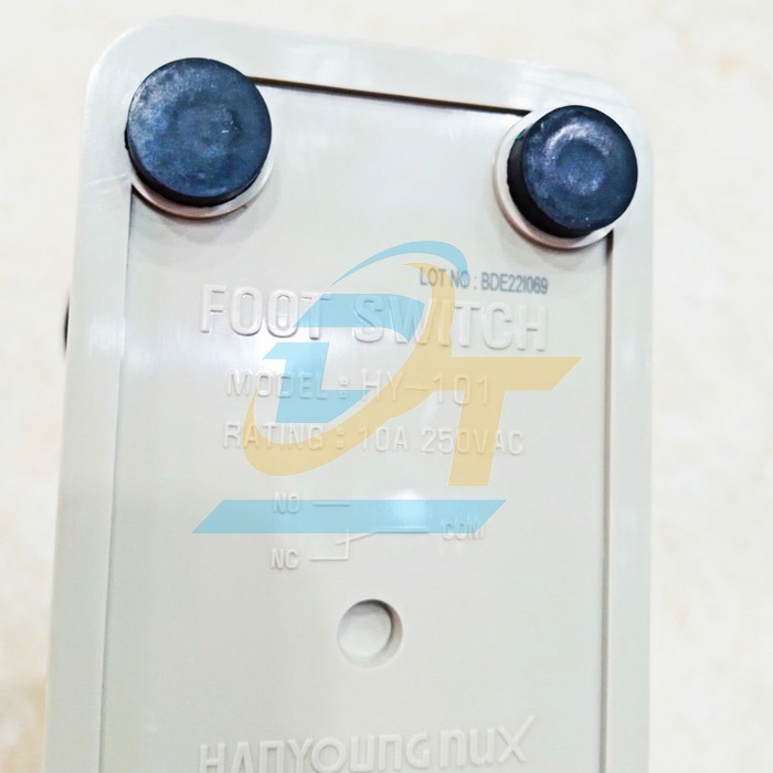 C&ocirc;ng tắc b&agrave;n đạp 10A 250V Hanyoung HY-101  Hanyoung | Gi&aacute; rẻ nhất - C&ocirc;ng Ty TNHH Thương Mại Dịch Vụ Đạt T&acirc;m