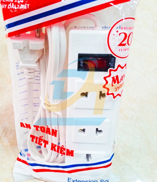 Ổ cắm 3 lỗ d&acirc;y 2m Điện Quang ĐQ002A-02-2M ĐQ002A-02-2M DienQuang | Gi&aacute; rẻ nhất - C&ocirc;ng Ty TNHH Thương Mại Dịch Vụ Đạt T&acirc;m