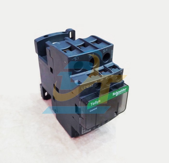 Khởi động từ 3P 32A 220V Schneider LC1D32M7  SCHNEIDER | Gi&aacute; rẻ nhất - C&ocirc;ng Ty TNHH Thương Mại Dịch Vụ Đạt T&acirc;m