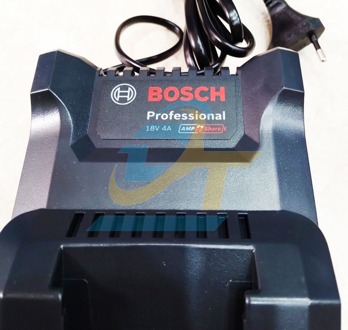 Sạc nhanh GAL 18V-40 1600A019RJ Bosch 2607226251 1600A019RJ Bosch | Gi&aacute; rẻ nhất - C&ocirc;ng Ty TNHH Thương Mại Dịch Vụ Đạt T&acirc;m