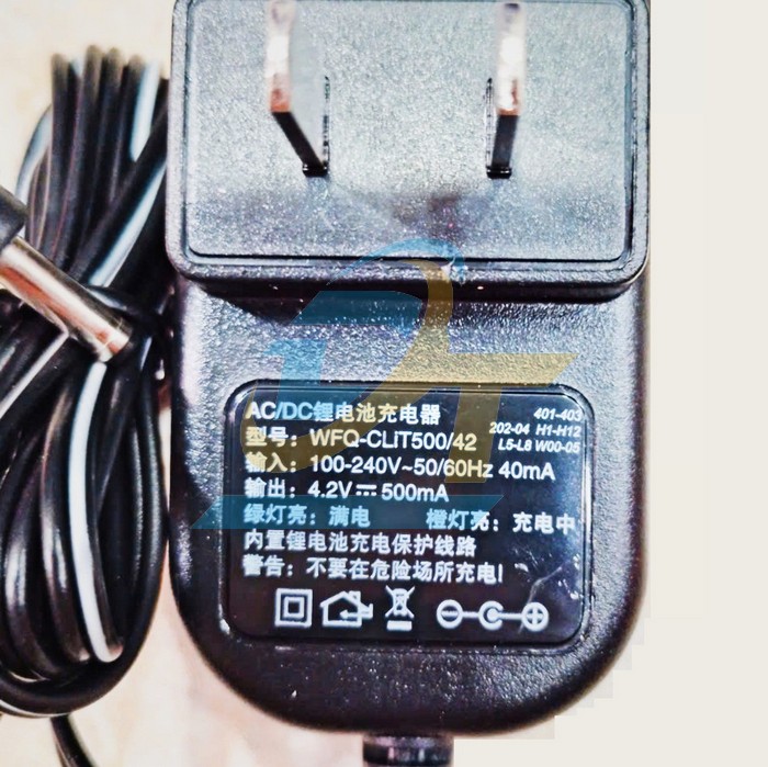 Đ&egrave;n pin si&ecirc;u s&aacute;ng Wasing WFL-403  WASING | Gi&aacute; rẻ nhất - C&ocirc;ng Ty TNHH Thương Mại Dịch Vụ Đạt T&acirc;m
