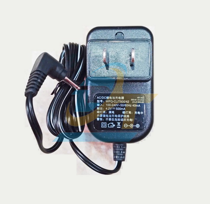 Đ&egrave;n pin si&ecirc;u s&aacute;ng Wasing WFL-403  WASING | Gi&aacute; rẻ nhất - C&ocirc;ng Ty TNHH Thương Mại Dịch Vụ Đạt T&acirc;m